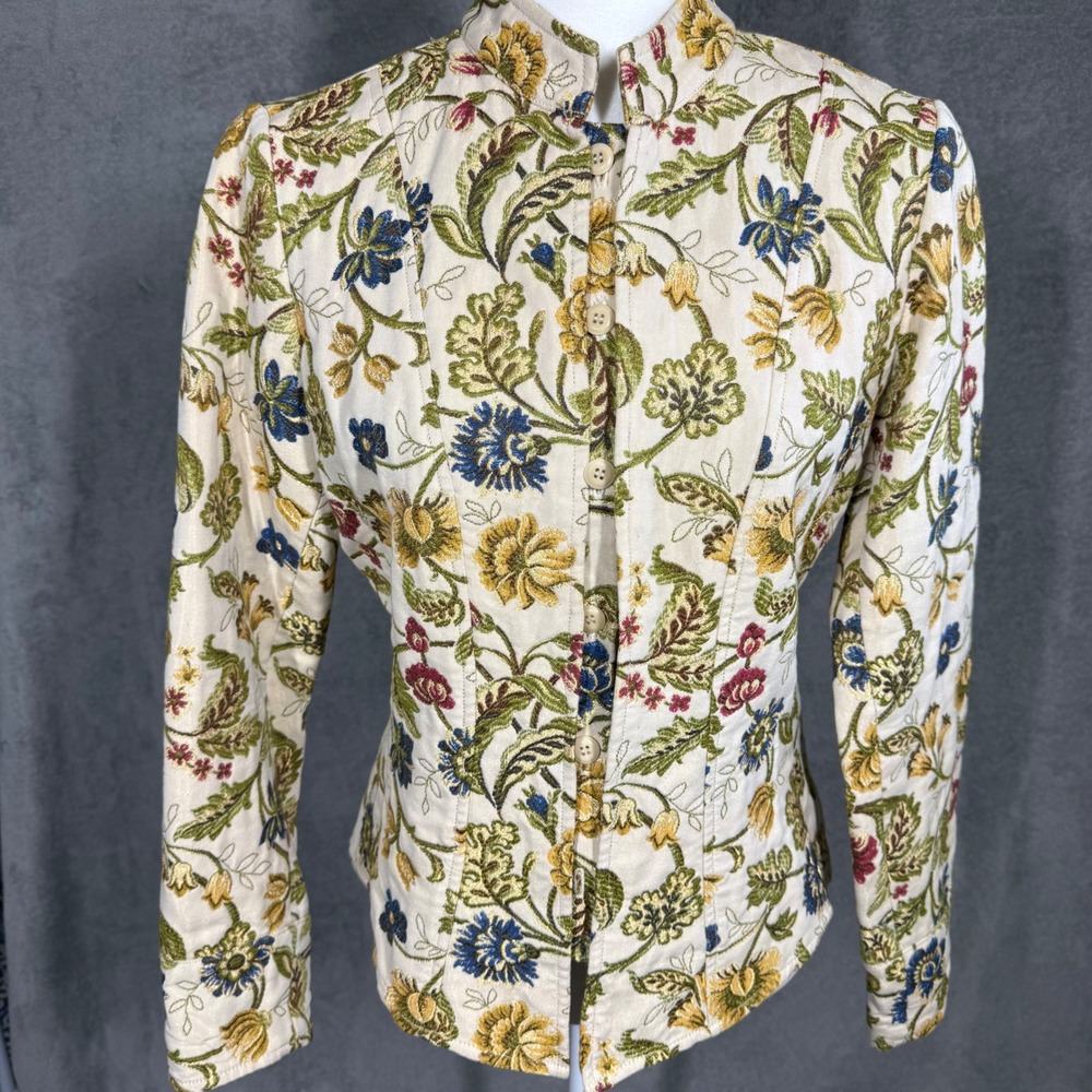 Danielle M Floral Embroidered Jacket Size 6 Mandarin‎ Collar Button Down Fitted